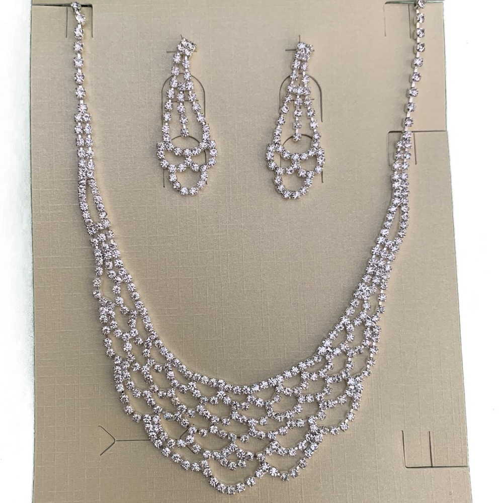 NEW Bling Earring & Necklace Set - Picture 3 of 6